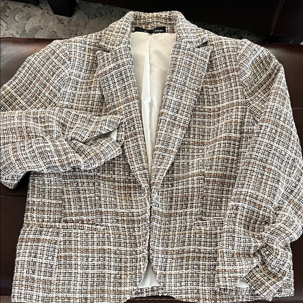 Amanda & Chelsea Brown and White Blazer